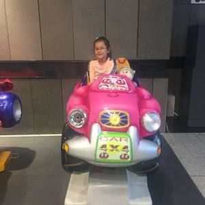 Meet your Posher, Jose duberly